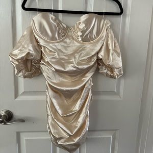 ⚡️ OH POLLY luxe life Bardot ruched satin metallic mini dress ⚡️ size US 4